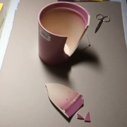 Keramik-uebertopf-reparieren-scherbenhaufen